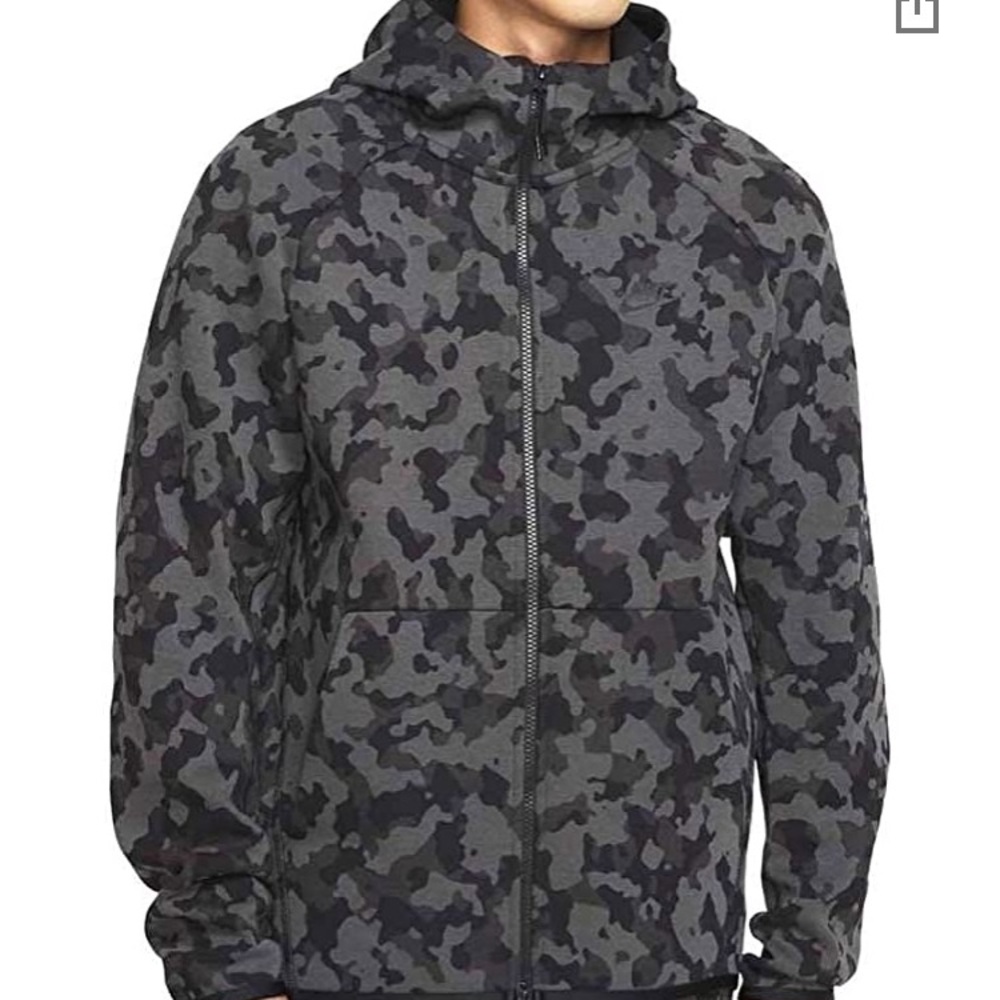Nike Camo Hoodie (Rare) (BRAND NEW NEVER W…